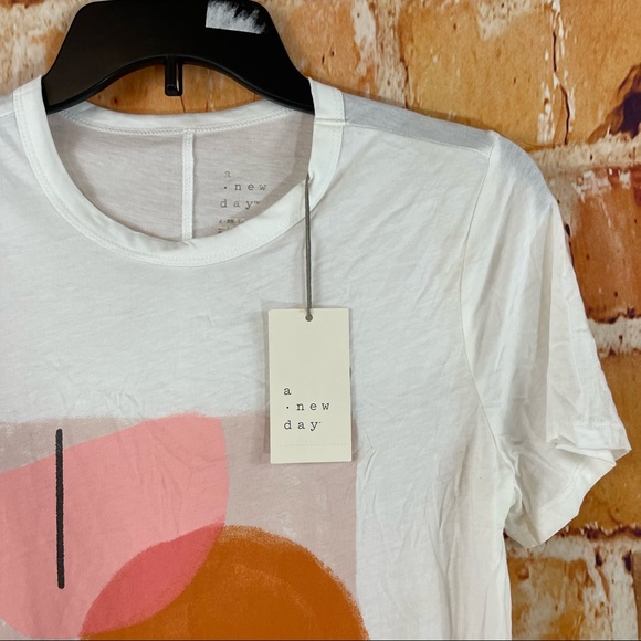 SOLD!!A New Day Short Sleeve Shirt Crew Neck Graphic T Shirt XSmall White - Picture 2 of 4